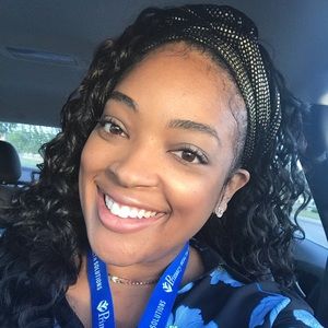 Meet your Posher, Ashlyn